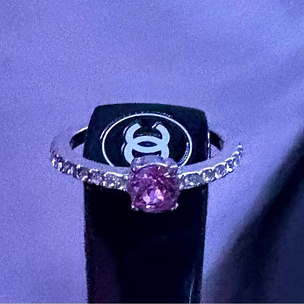 HUGE SALE🌟 Pink Sapphire Ring💓 *great condition*